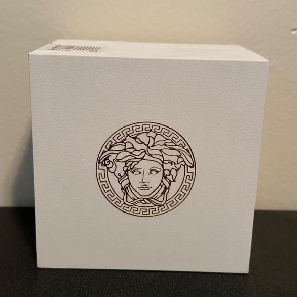 VERSACE WOMAN WATCH